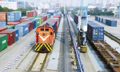 寧波海鐵聯(lián)運(yùn) 雙線并進(jìn)，輻射33城，構(gòu)建高效城市配送新動(dòng)脈